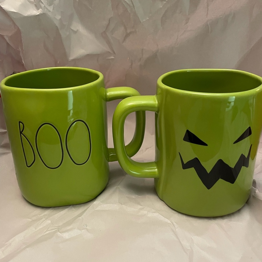 Rae Dunn boo Halloween mug